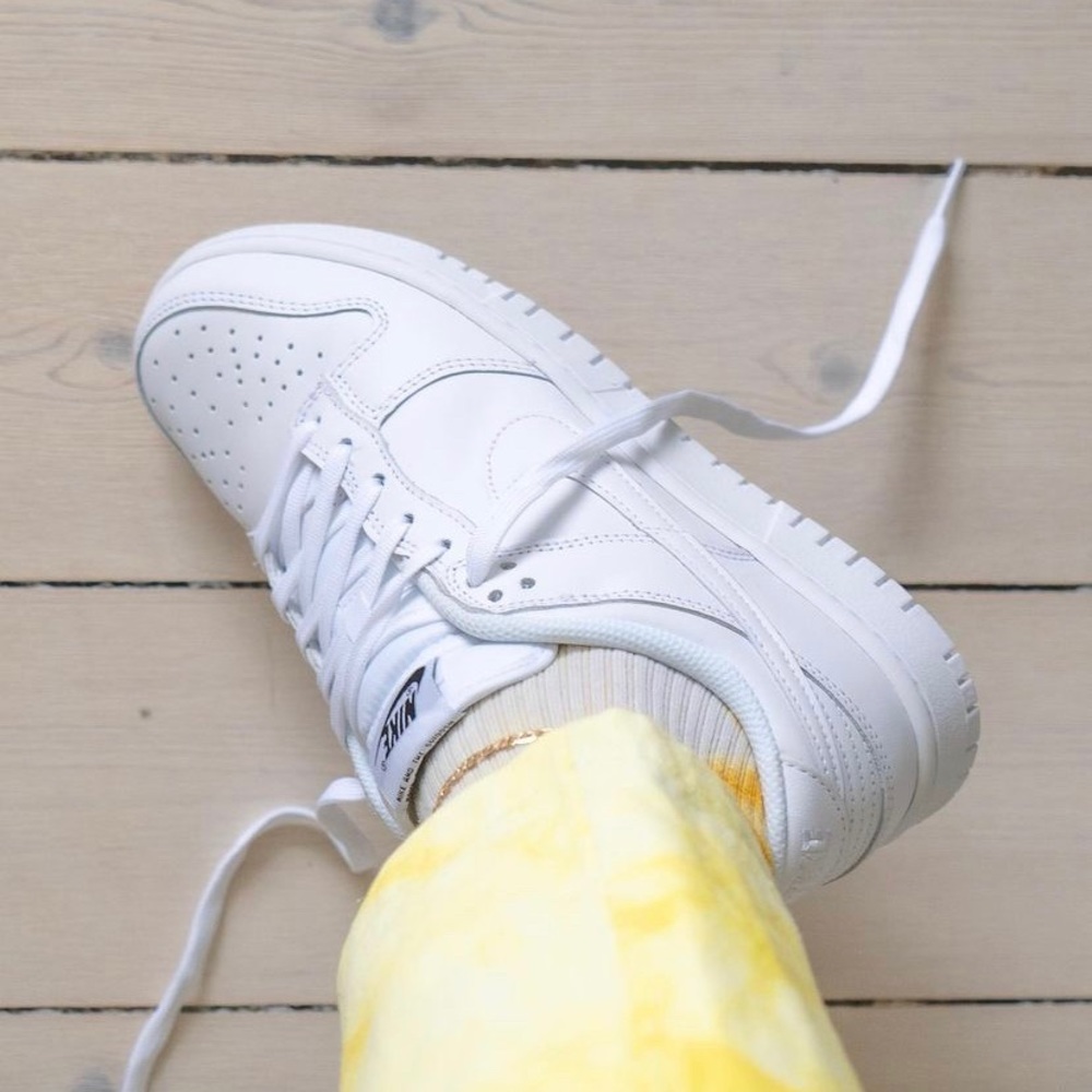 Nike Dunk Low sneakers